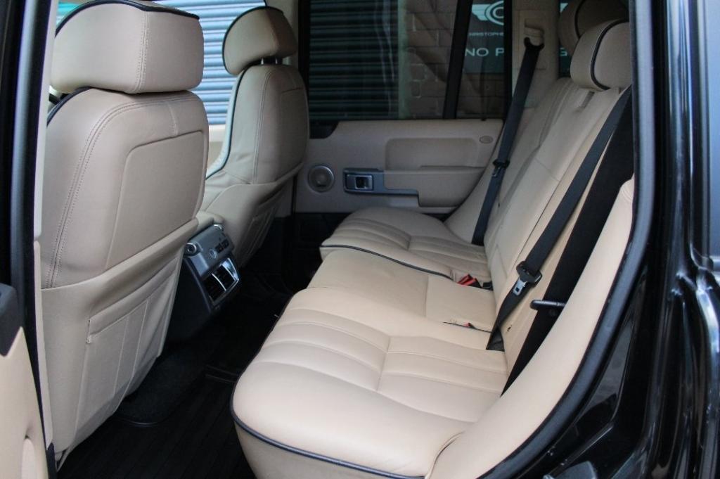 LAND ROVER RANGE ROVER