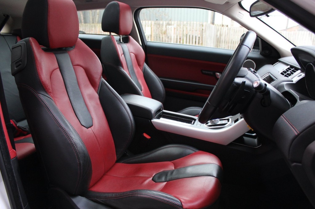 LAND ROVER RANGE ROVER EVOQUE