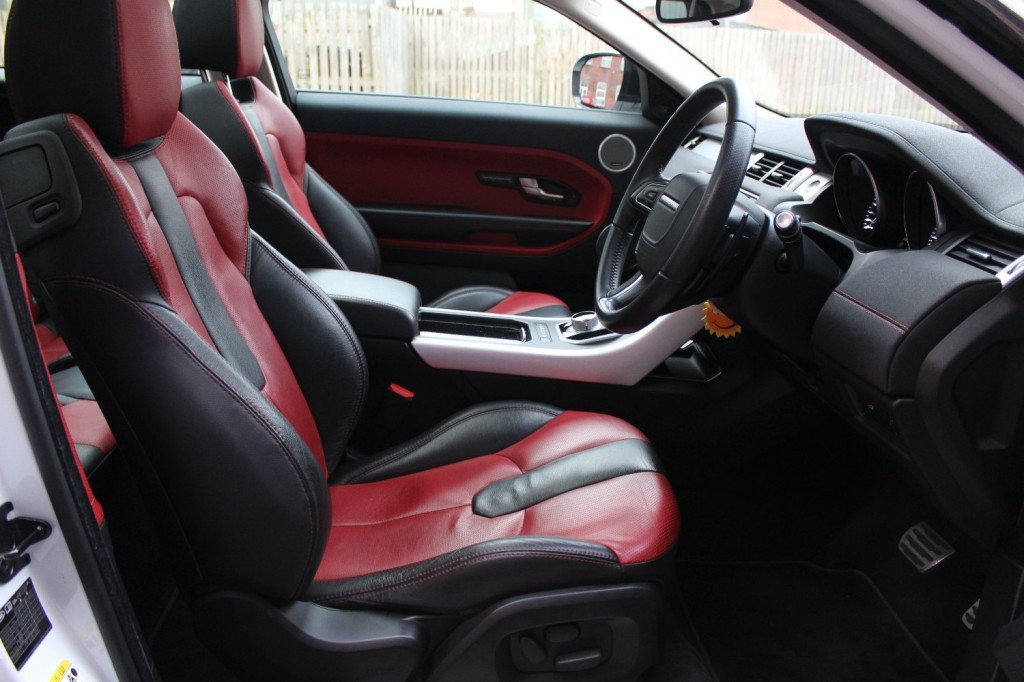 LAND ROVER RANGE ROVER EVOQUE