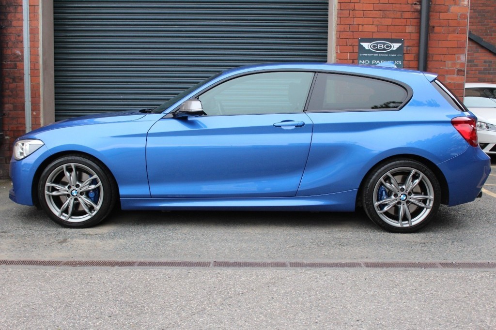 BMW 1 SERIES