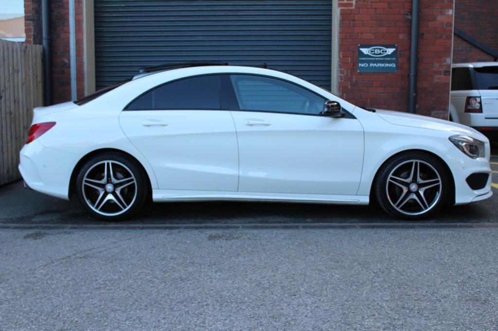 MERCEDES-BENZ CLA
