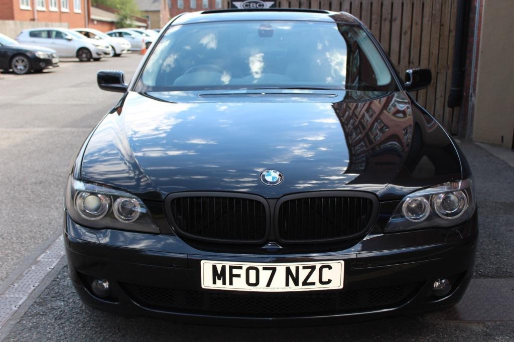 BMW 7 SERIES
