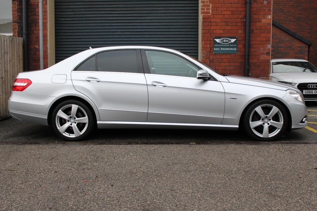 MERCEDES-BENZ E CLASS