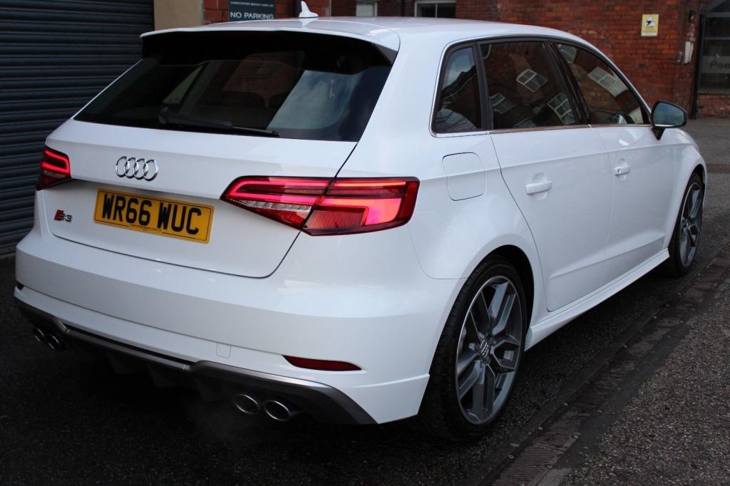 AUDI S3