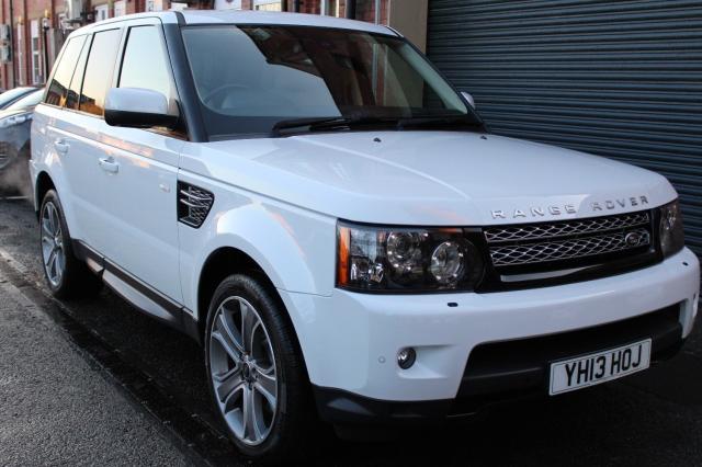 LAND ROVER RANGE ROVER SPORT SDV6 HSE BLACK
