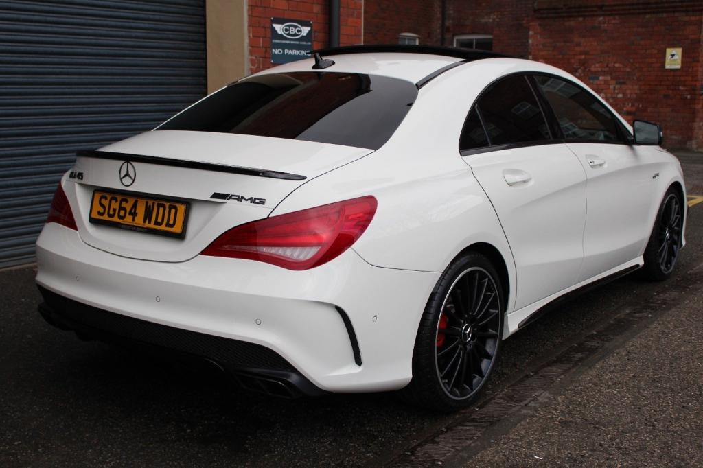 MERCEDES-BENZ CLA