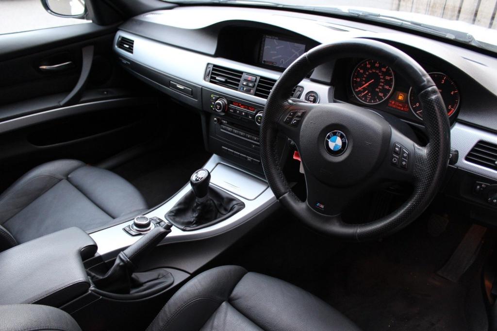 BMW 3 SERIES
