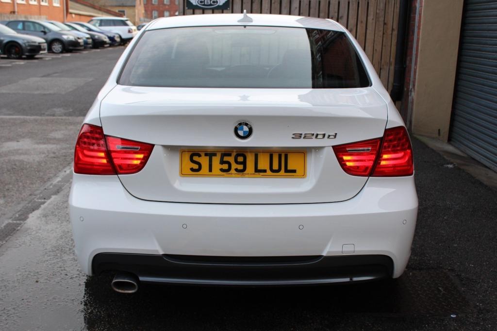 BMW 3 SERIES