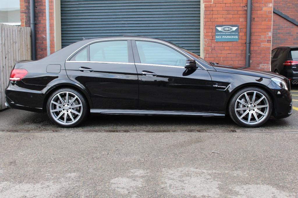 MERCEDES-BENZ E CLASS