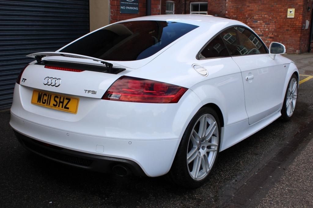 AUDI TT