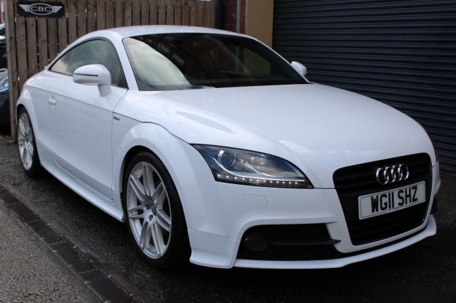 AUDI TT TFSi 211 Black Edition