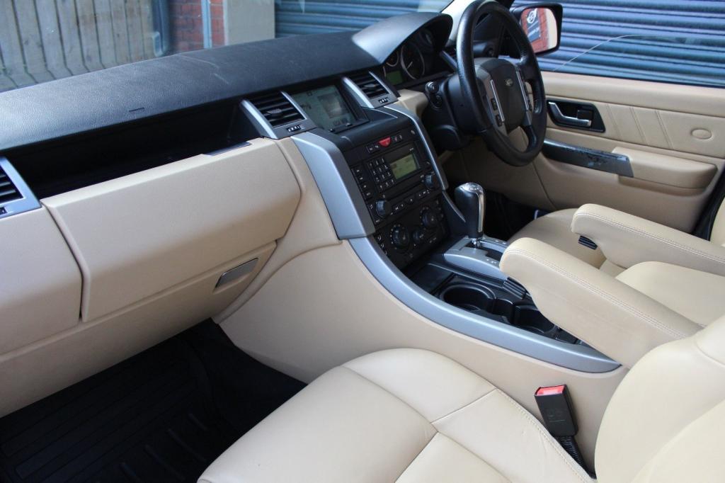 LAND ROVER RANGE ROVER