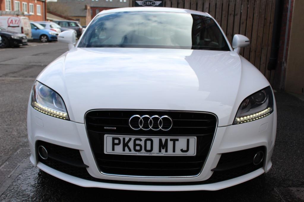 AUDI TT