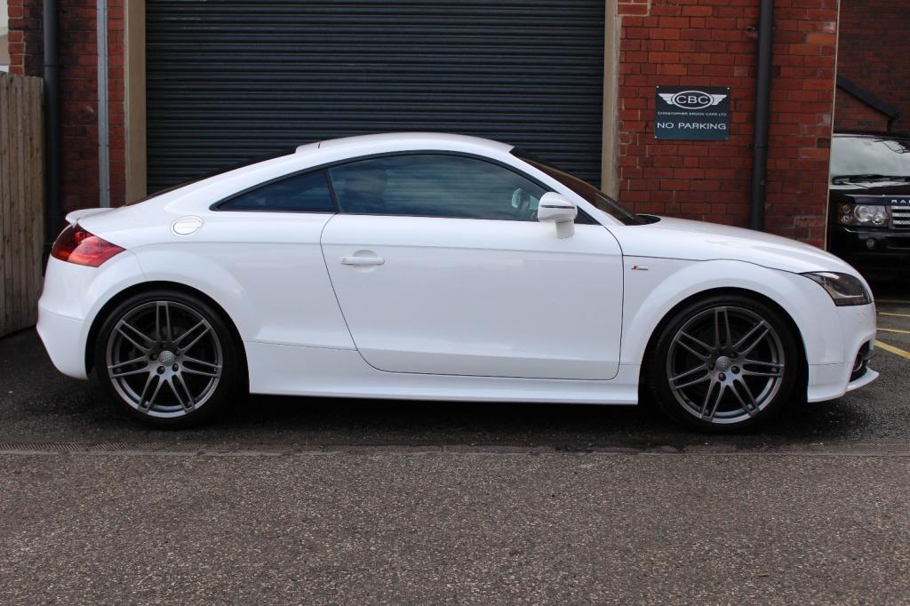 AUDI TT