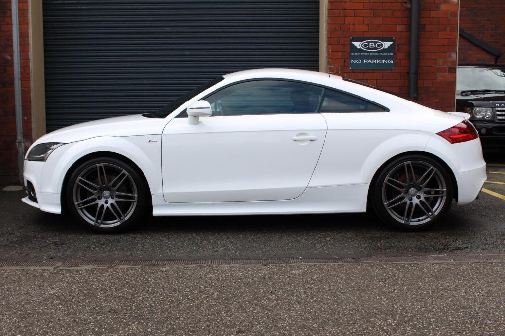AUDI TT