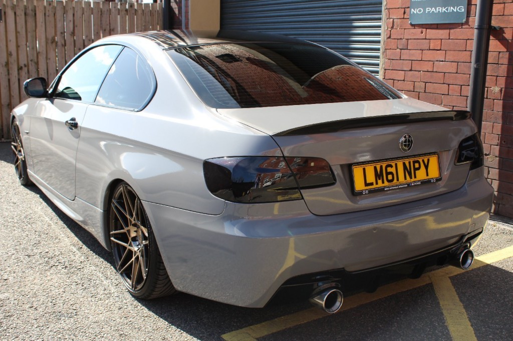 BMW 3 SERIES