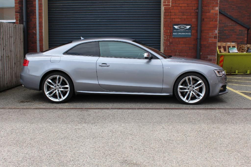 AUDI S5