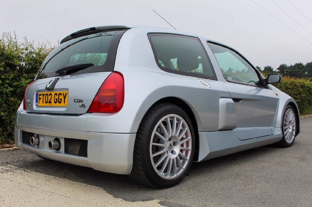 RENAULT CLIO