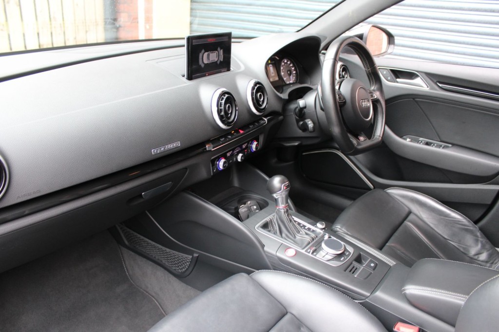 AUDI S3