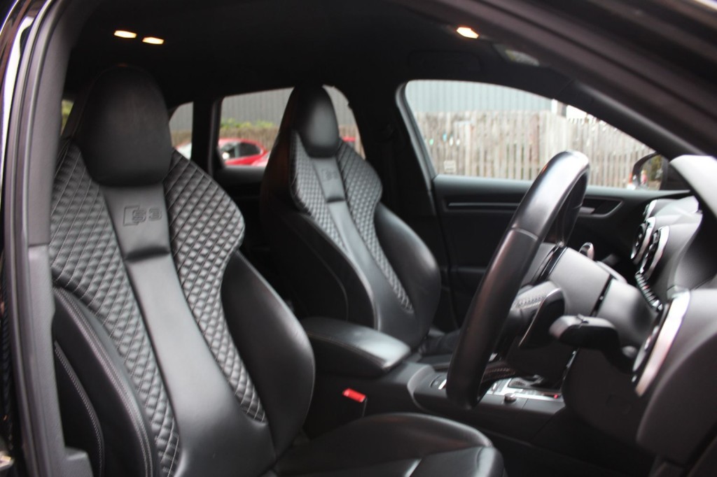 AUDI S3