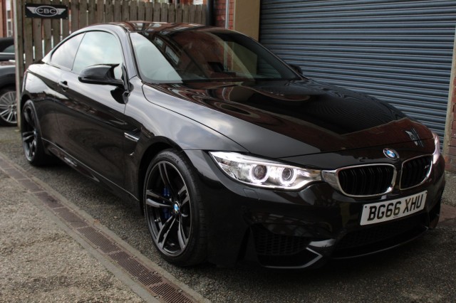 BMW 4 SERIES M4