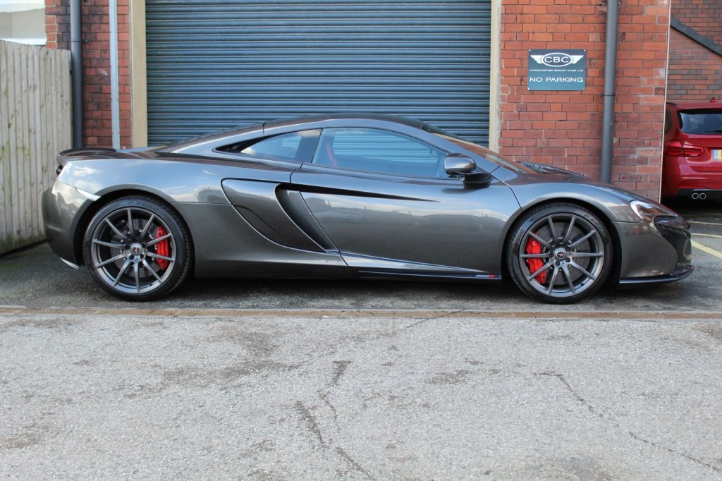 MCLAREN 650S