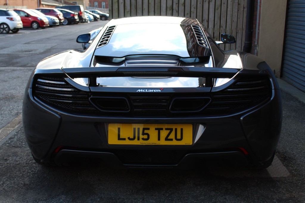 MCLAREN 650S