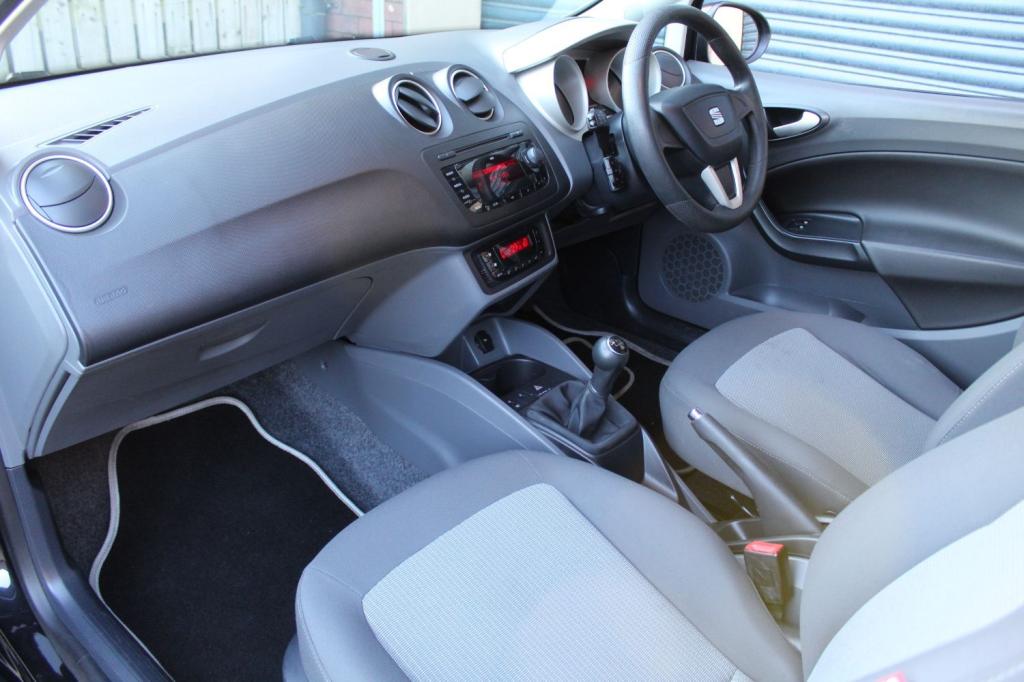 SEAT IBIZA