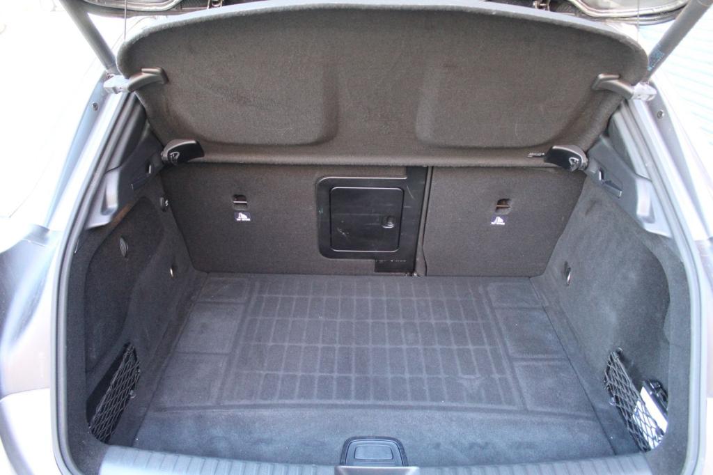 MERCEDES-BENZ GLA CLASS