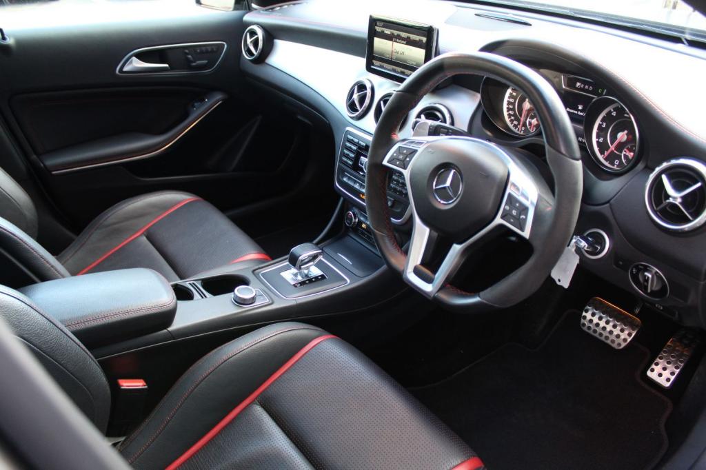 MERCEDES-BENZ GLA CLASS