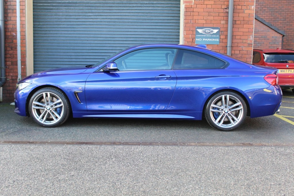 BMW 4 SERIES
