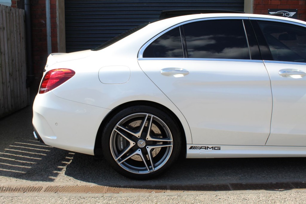 MERCEDES-BENZ C CLASS