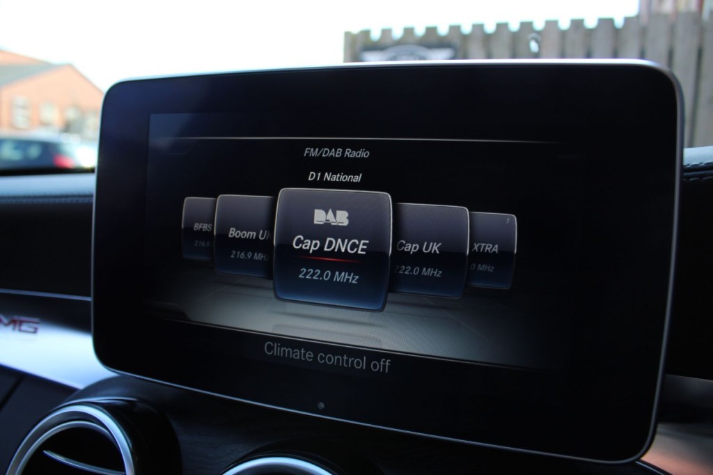 MERCEDES-BENZ C CLASS