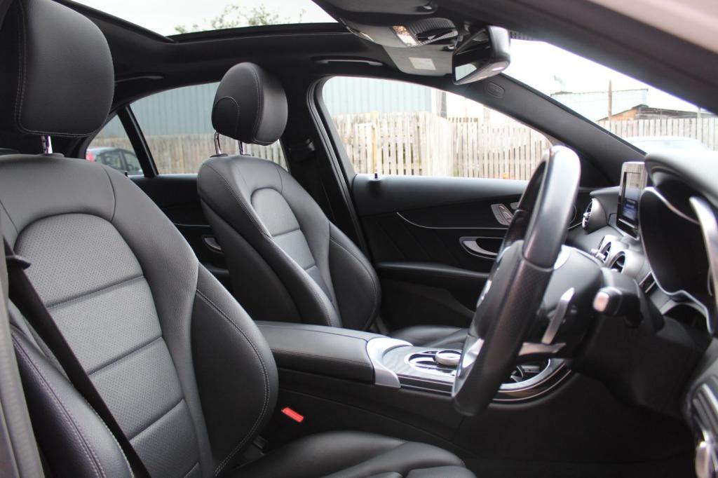 MERCEDES-BENZ C CLASS