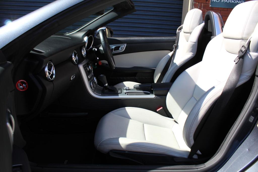 MERCEDES-BENZ SLK
