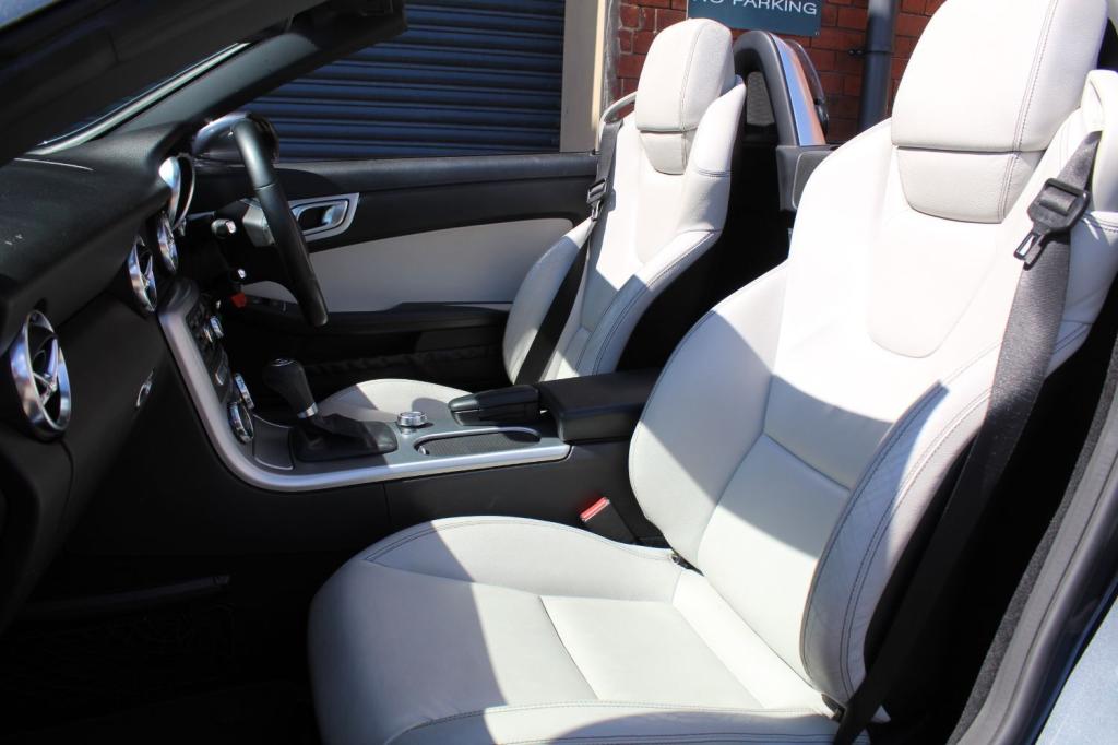 MERCEDES-BENZ SLK
