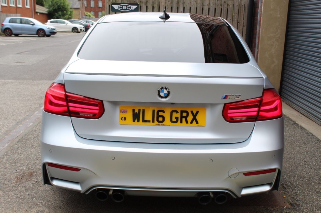 BMW 3 SERIES