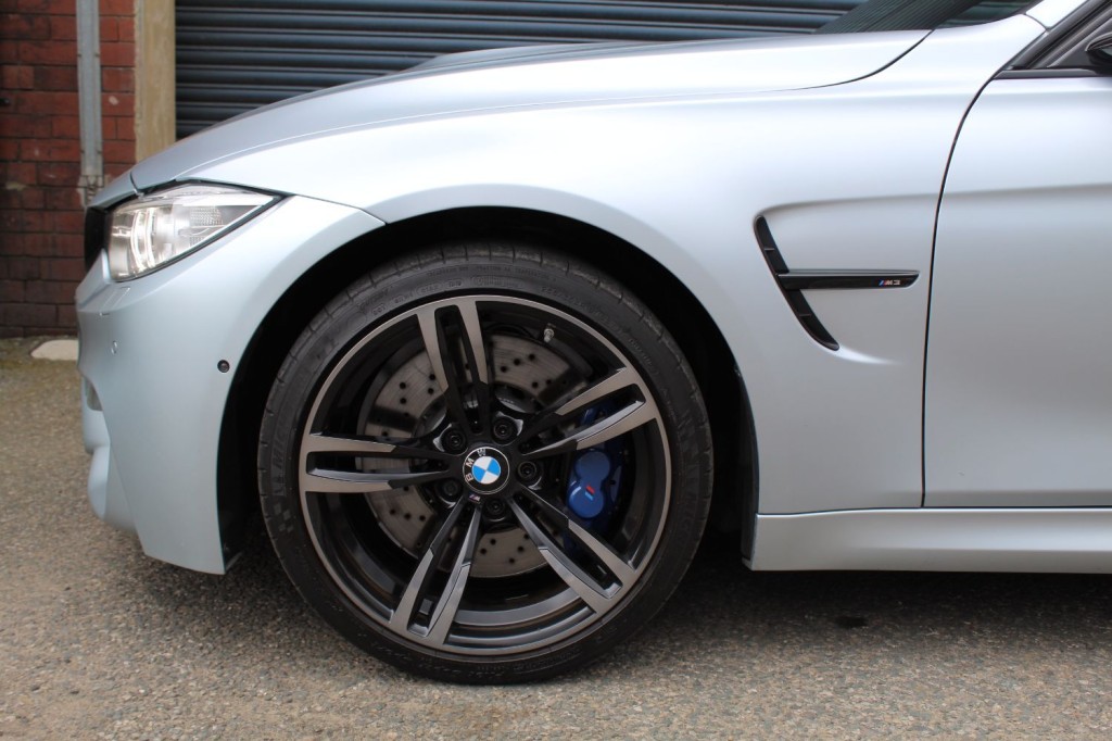 BMW 3 SERIES