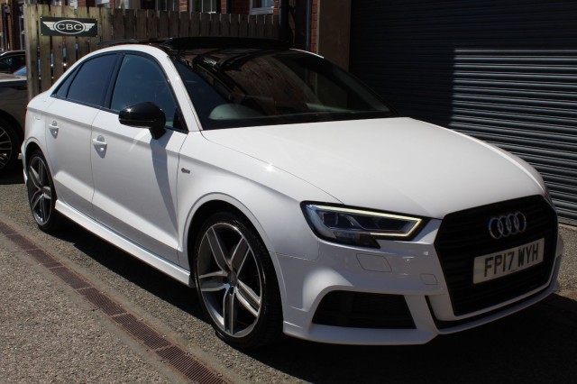 AUDI A3 TFSI S LINE BLACK EDITION