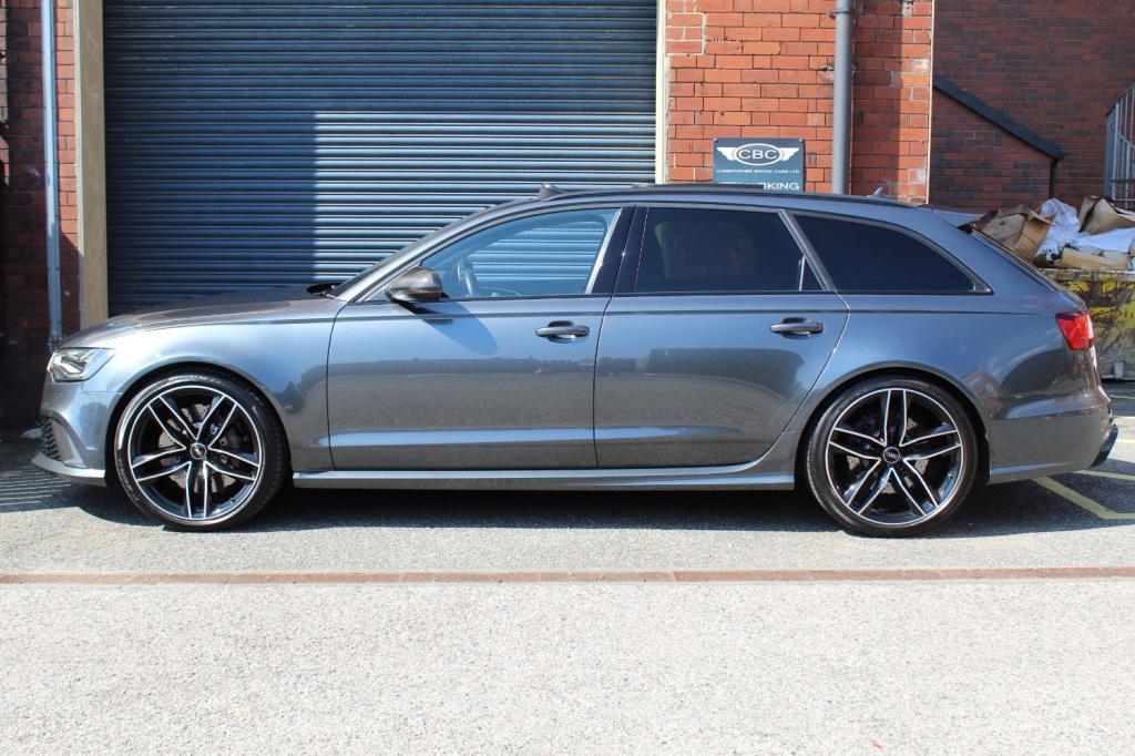 AUDI RS6