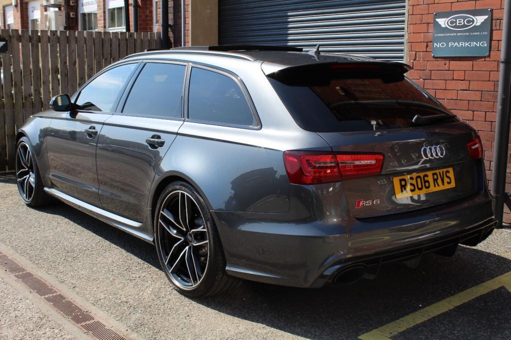 AUDI RS6