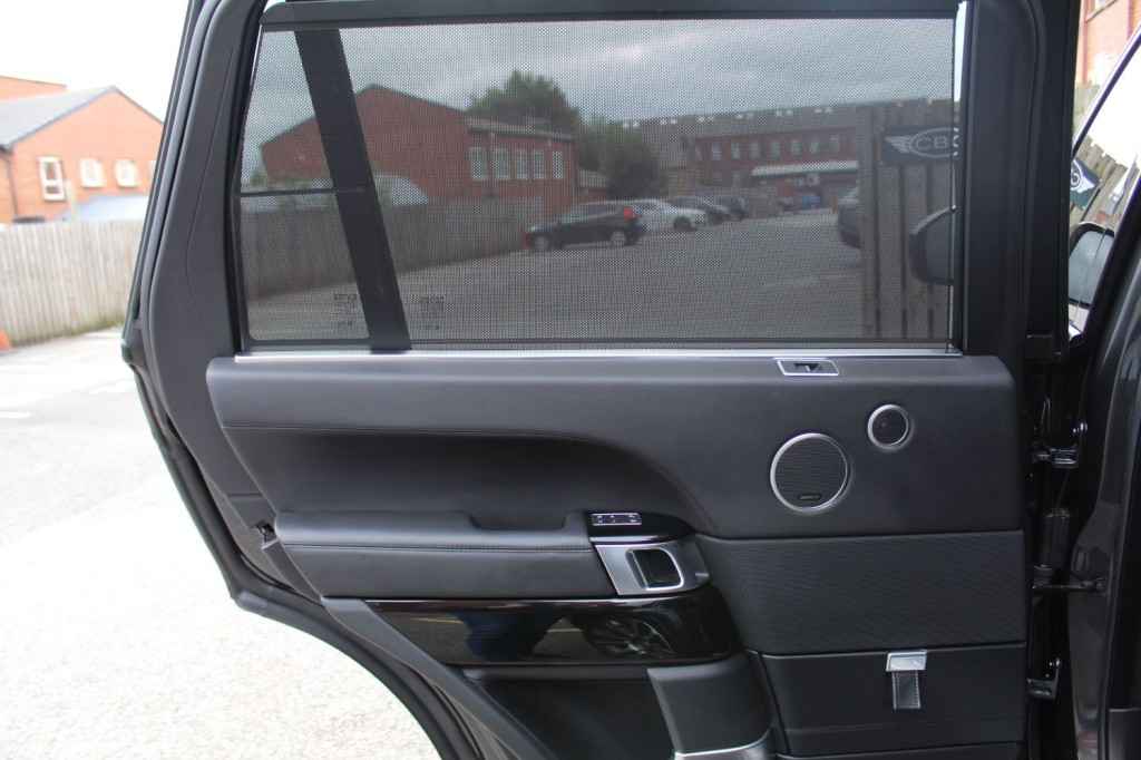 LAND ROVER RANGE ROVER