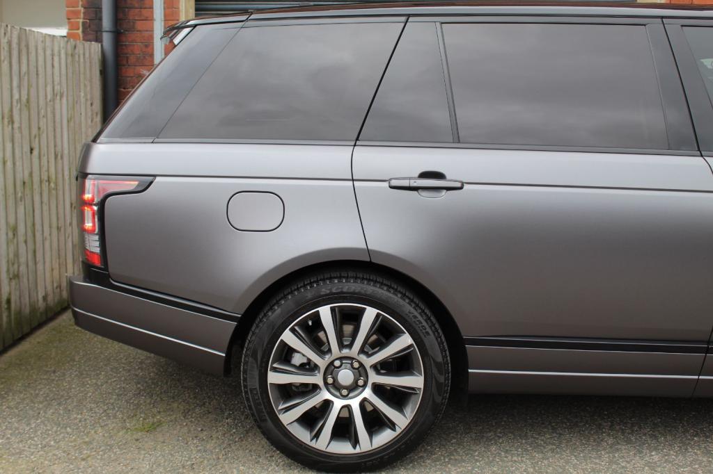 LAND ROVER RANGE ROVER