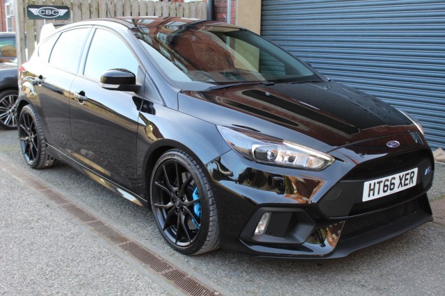 FORD FOCUS RS