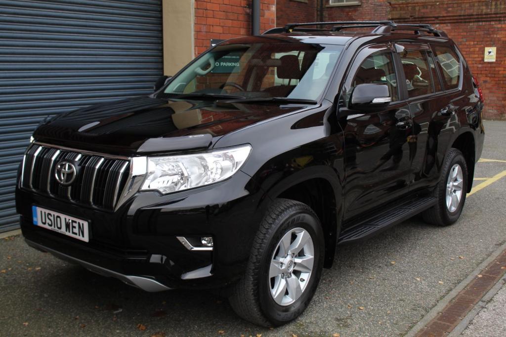 TOYOTA LAND CRUISER