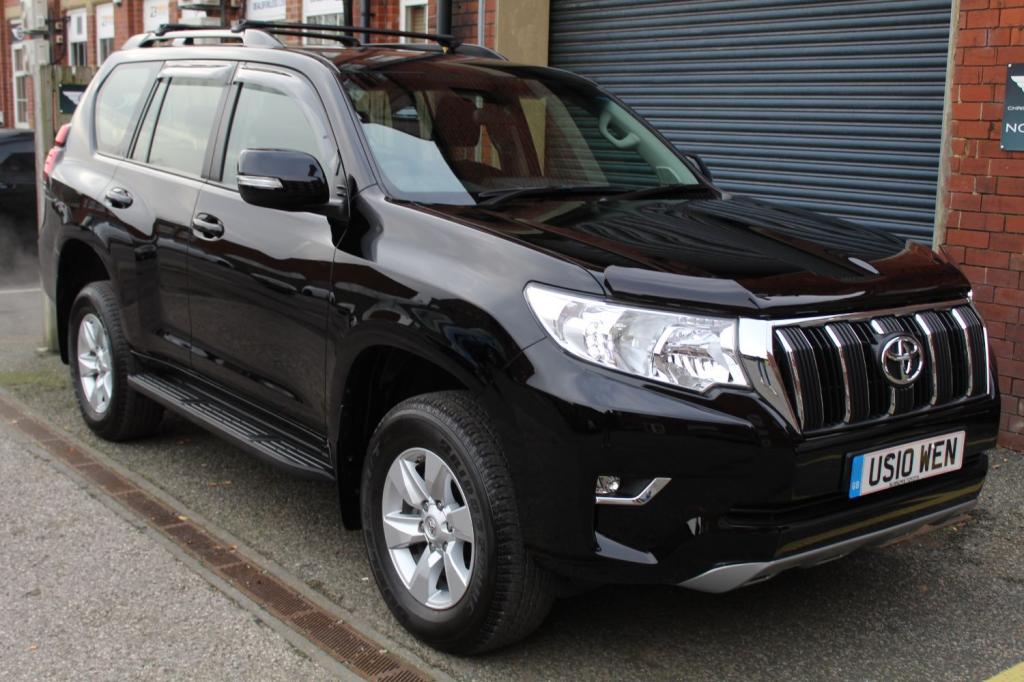 TOYOTA LAND CRUISER