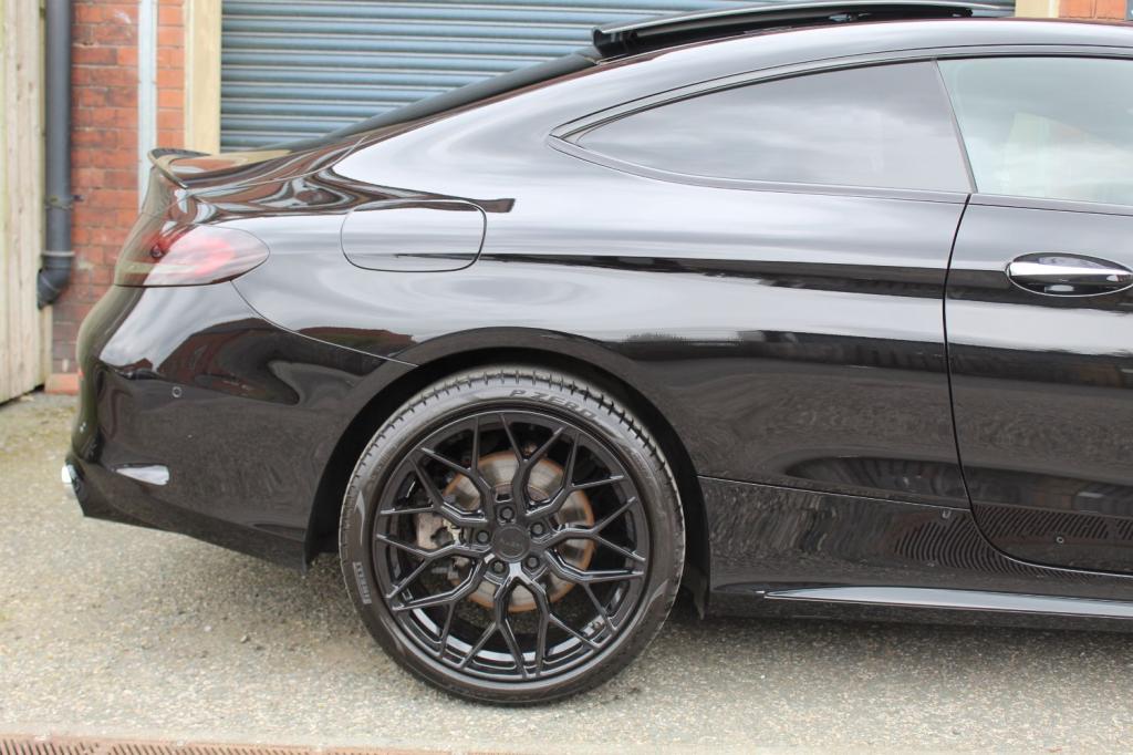 MERCEDES-BENZ C CLASS