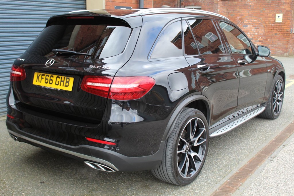 MERCEDES-BENZ GLC