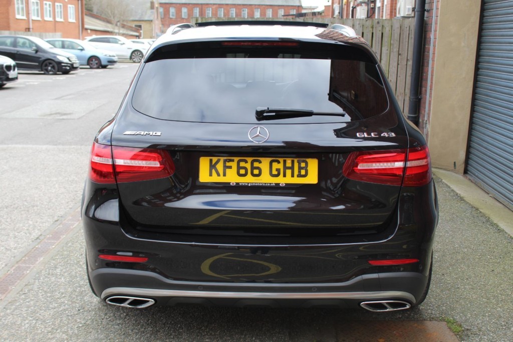 MERCEDES-BENZ GLC
