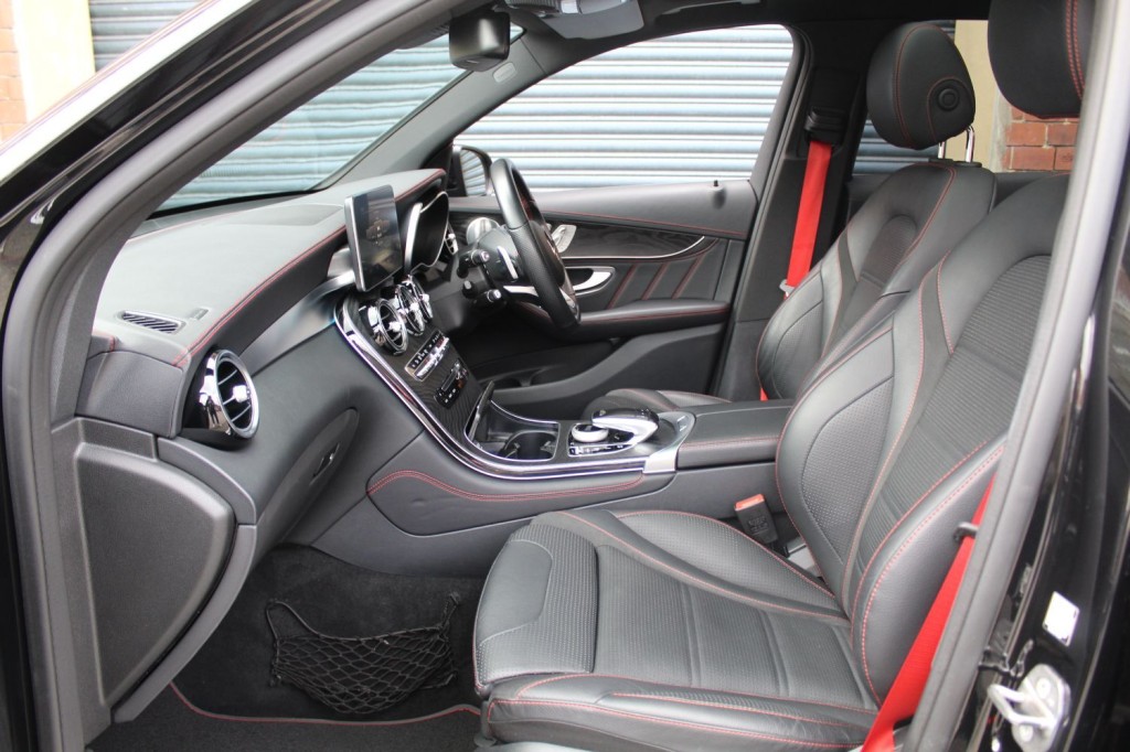 MERCEDES-BENZ GLC